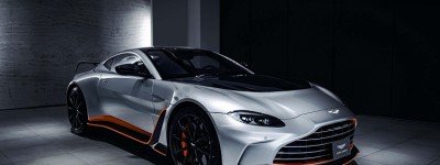 Aston Martin 纯种跑车最终章V12 Vantage